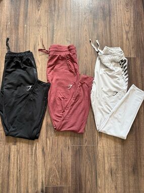 Bundle Gymshark Men's Joggers Trio — Black, Red, Light Gray